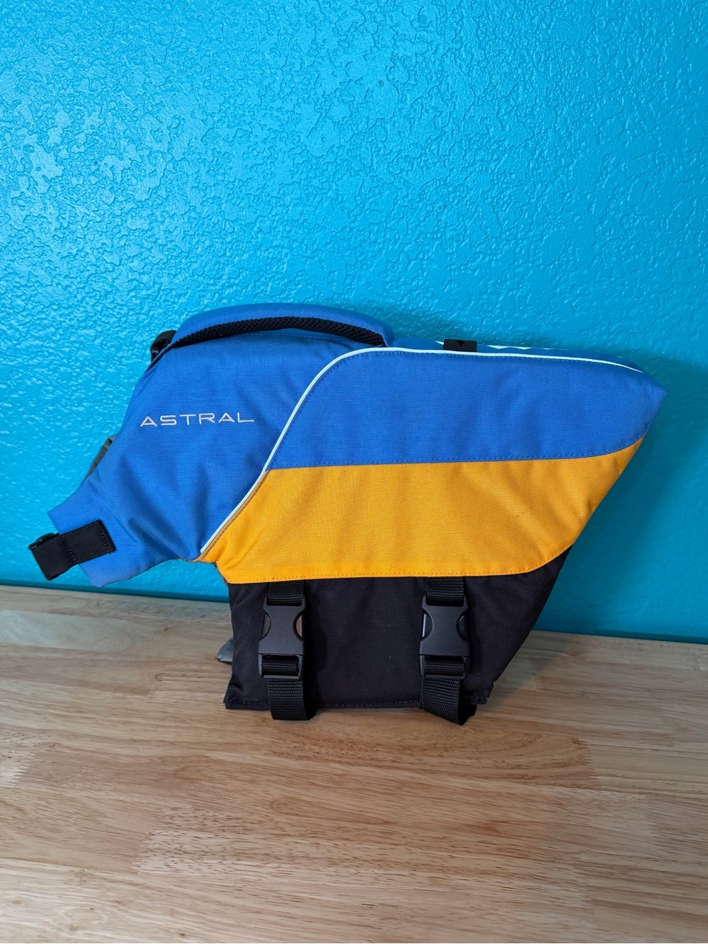Astral BirdDog Canine Life Jacket, Size M